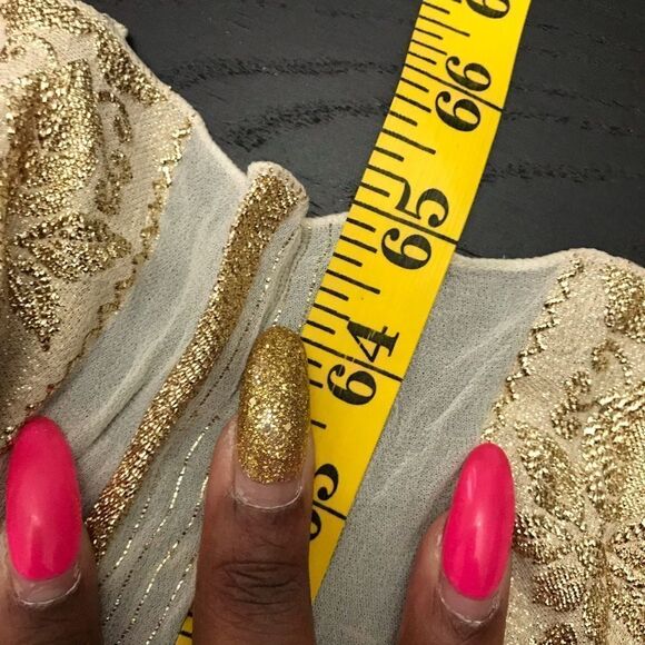 Cute Shimmer Detail Scarf - Picture 4 of 4